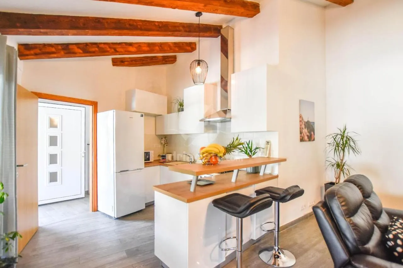 Villa Pave Pakostane 0*,  Croatia